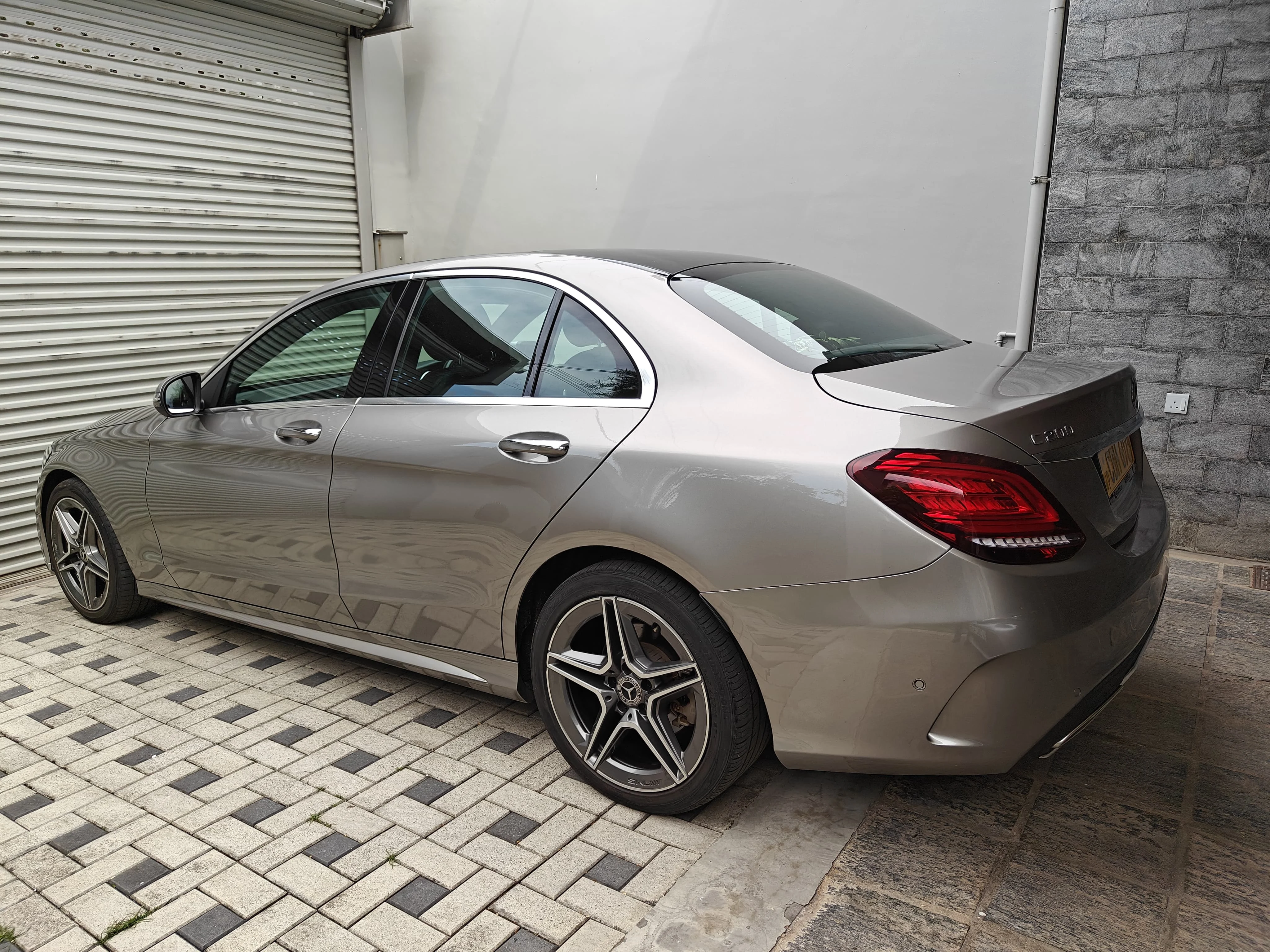 Mercedes Benz